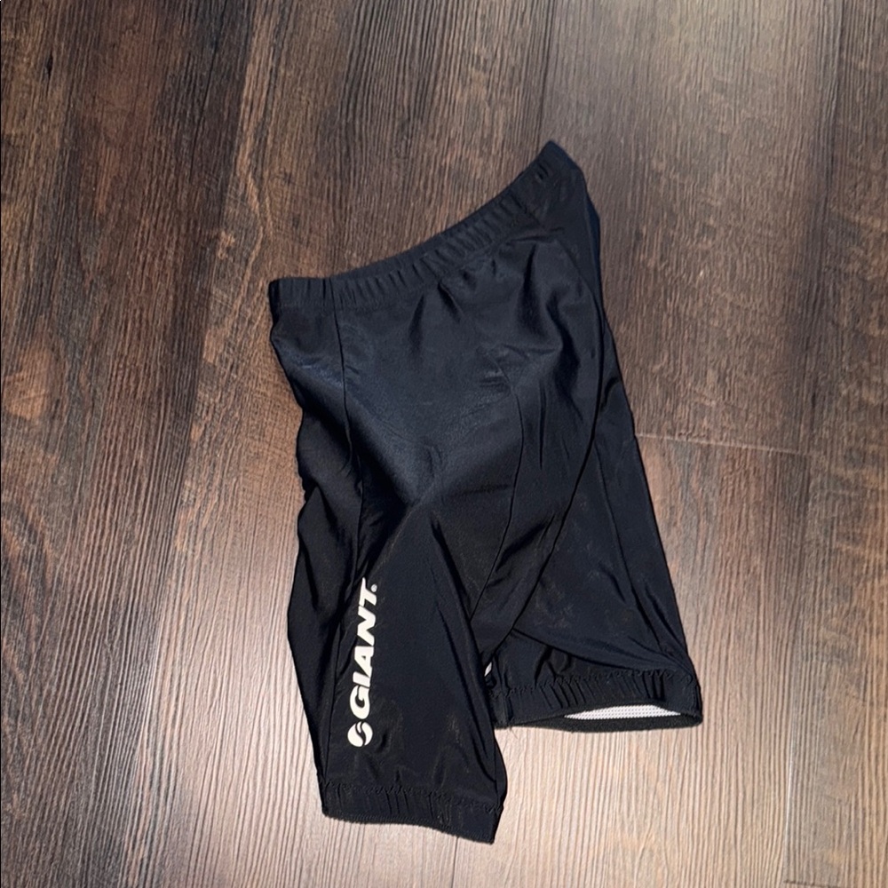 Men’s giant padded cycling shorts